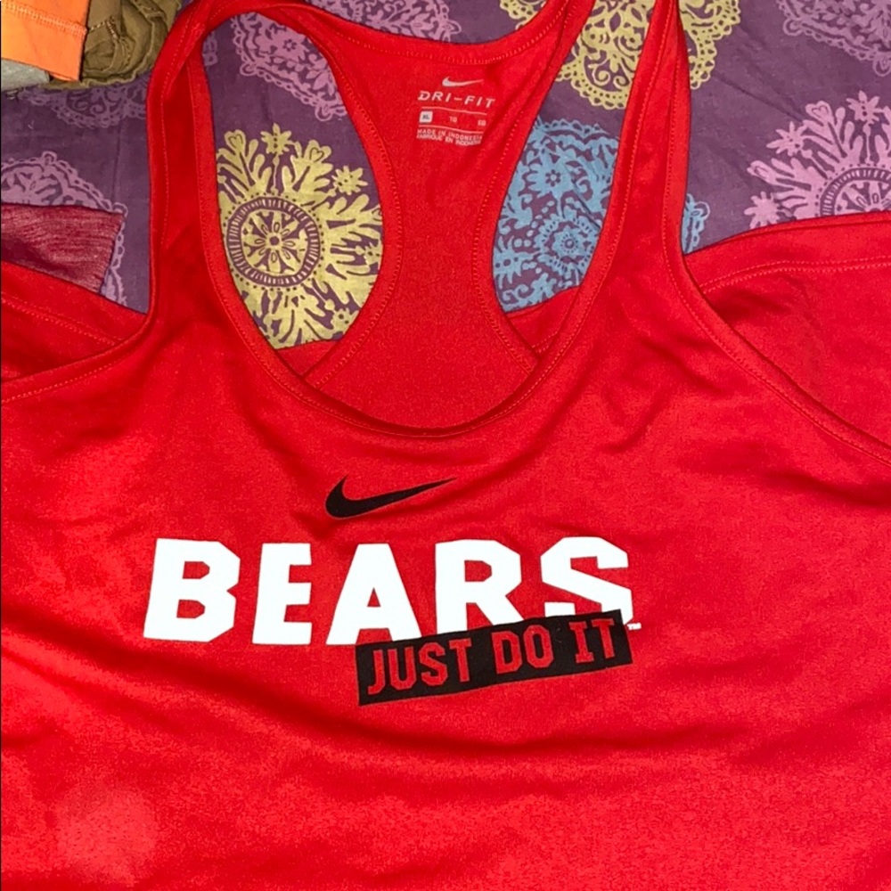 Nike workout top